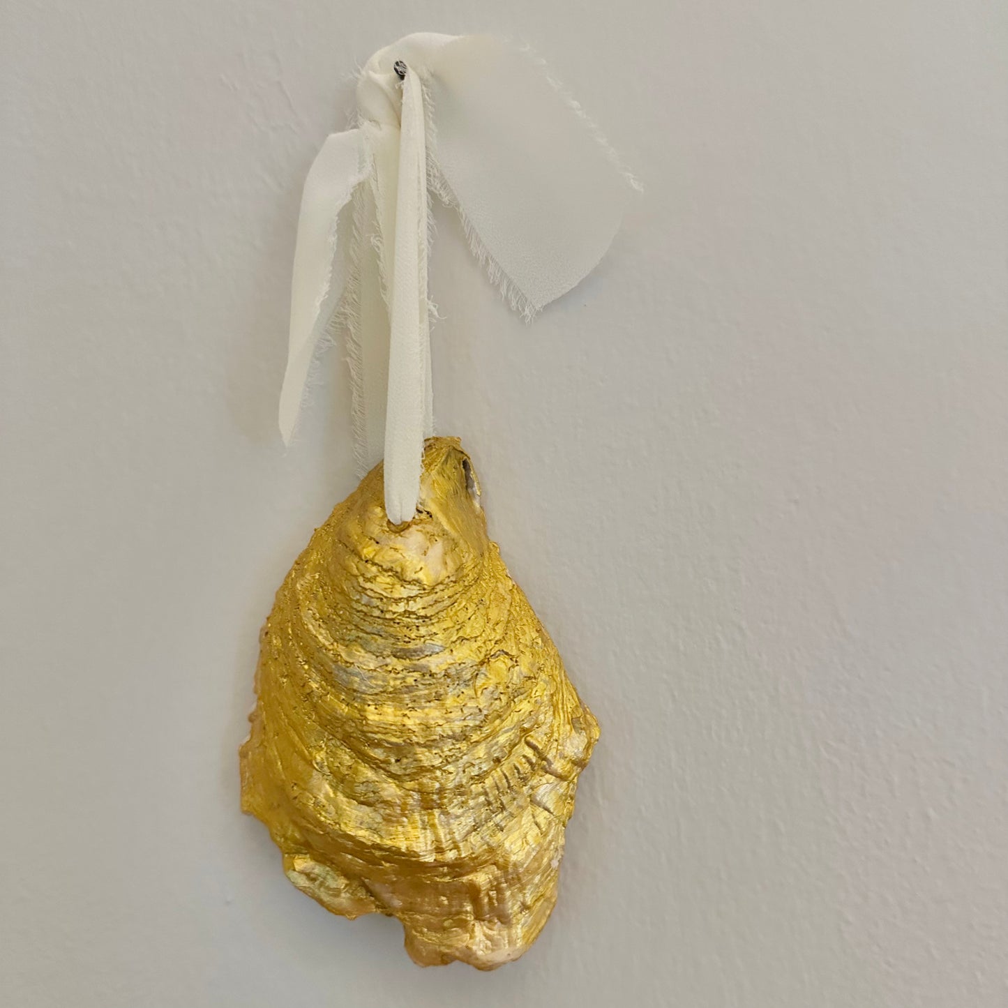 Oyster Ornament Ivory