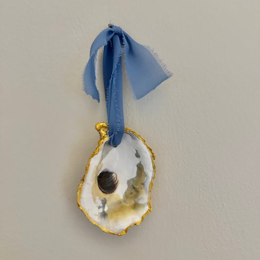 Oyster Ornament Cornflower